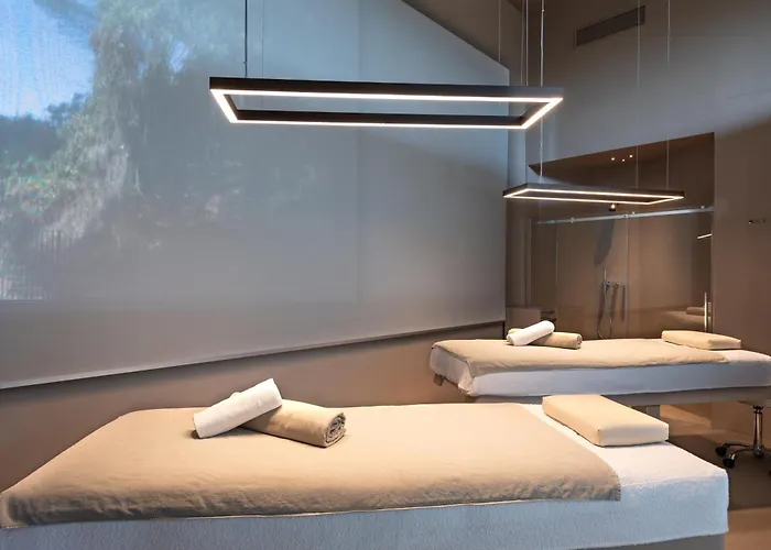 Hotel Roccamare - Casa Di Ponente 4*