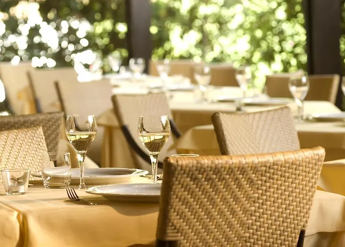 Hotel Roccamare - Casa Di Ponente 4*